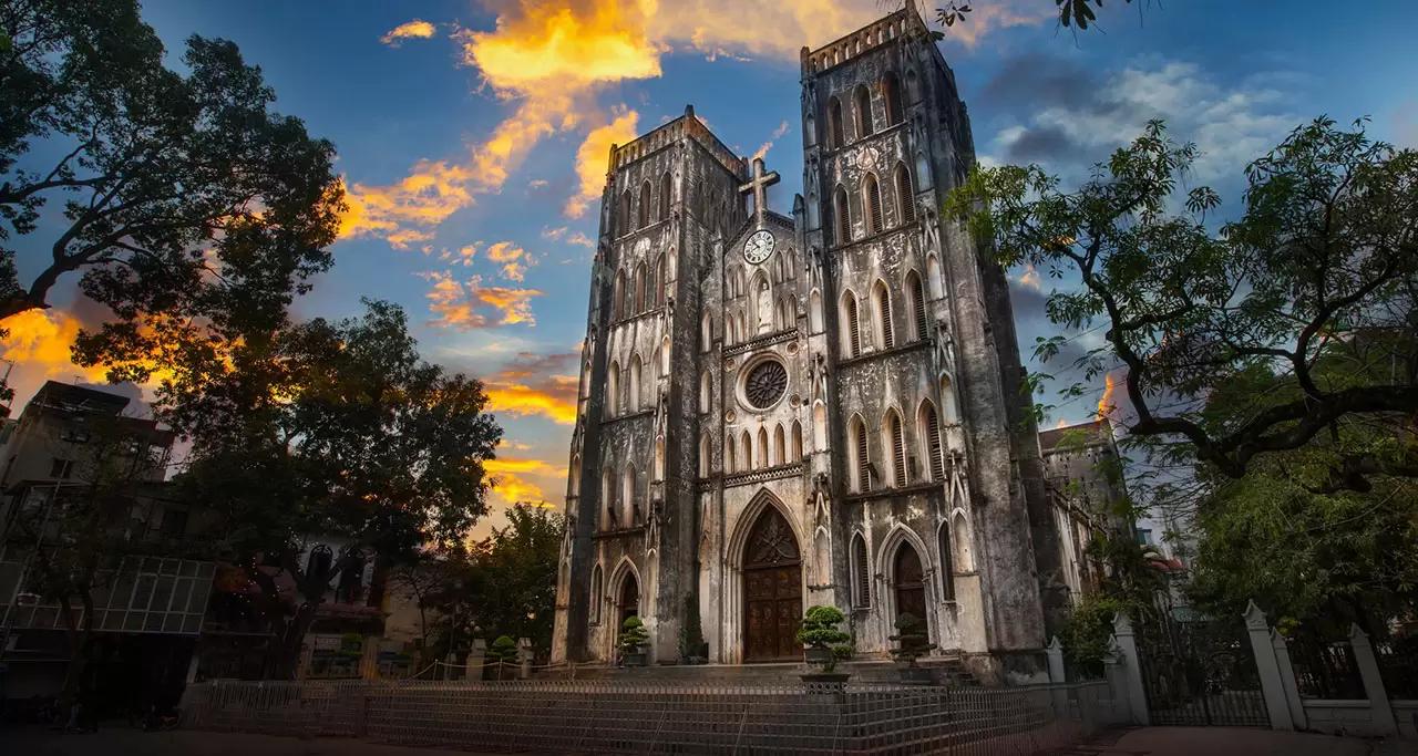 Discover the Charm of St Joseph’s Cathedral in Hanoi