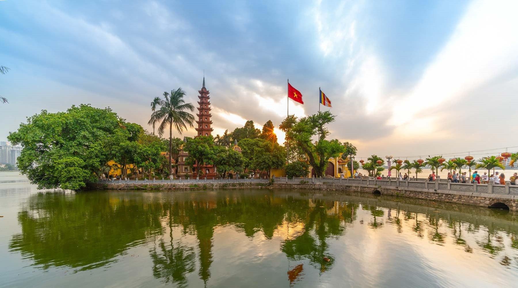 Visit Trấn Quốc Pagoda: Hanoi’s Oldest Buddhist Temple