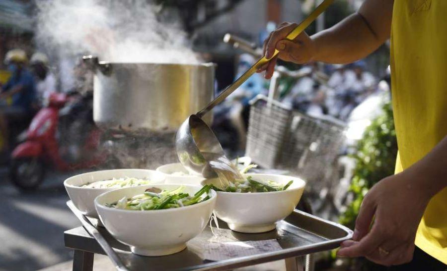 What to Eat for Breakfast in Hanoi Like a Local