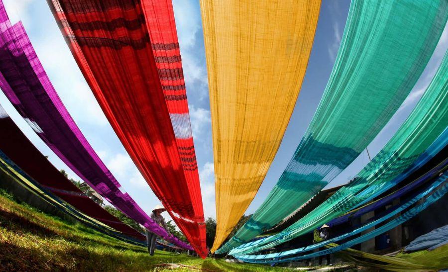 Discover Van Phuc Silk Village and Its Thousand-Year Craft